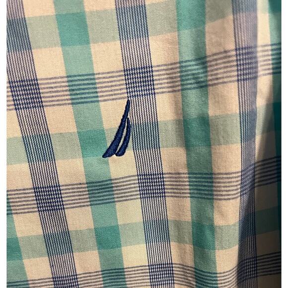 Nautica Boys Button Down Shirt - Size Small (8) - Picture 2 of 6